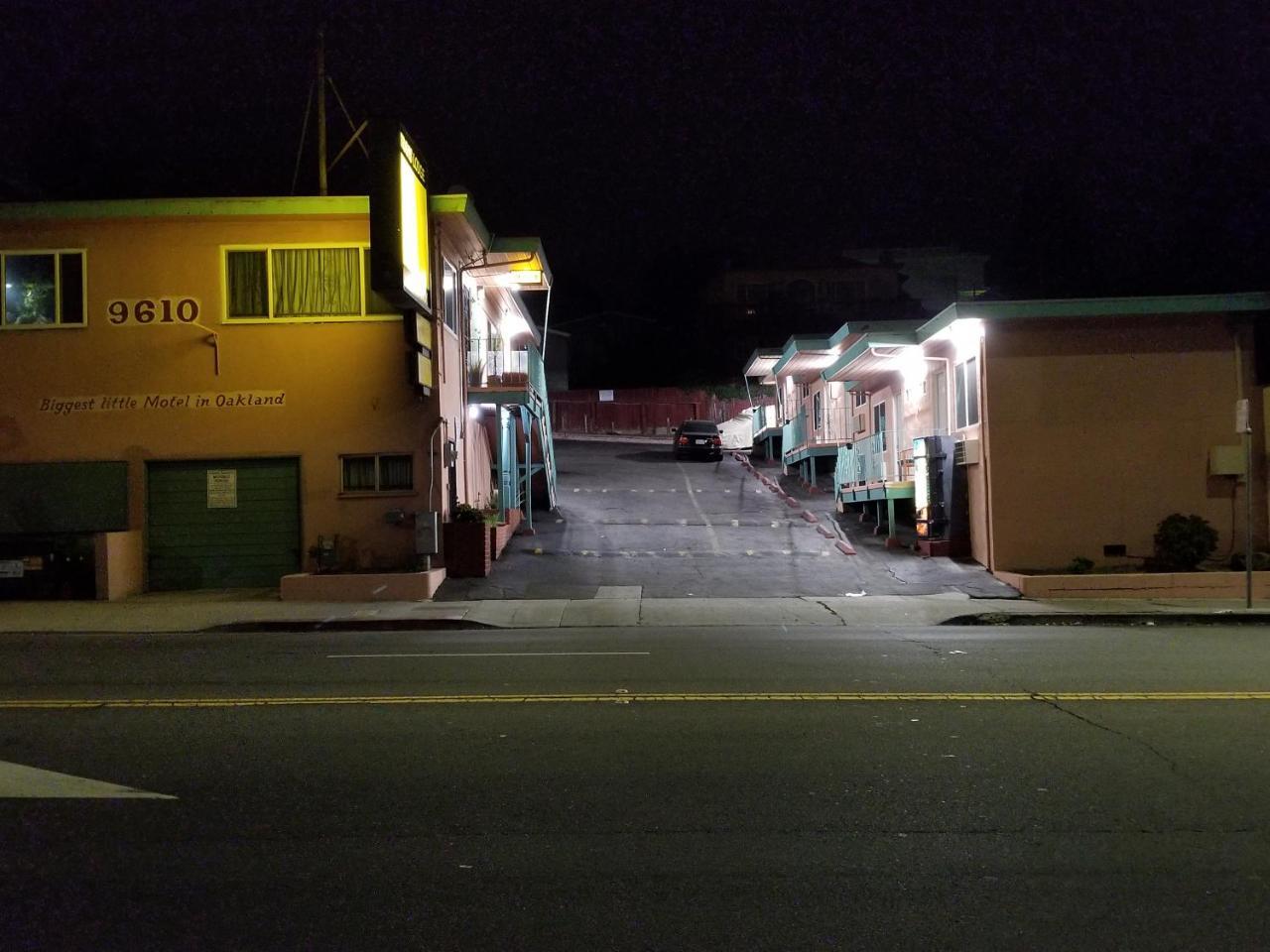 Travis Lodge Motel 16 奥克兰 外观 照片