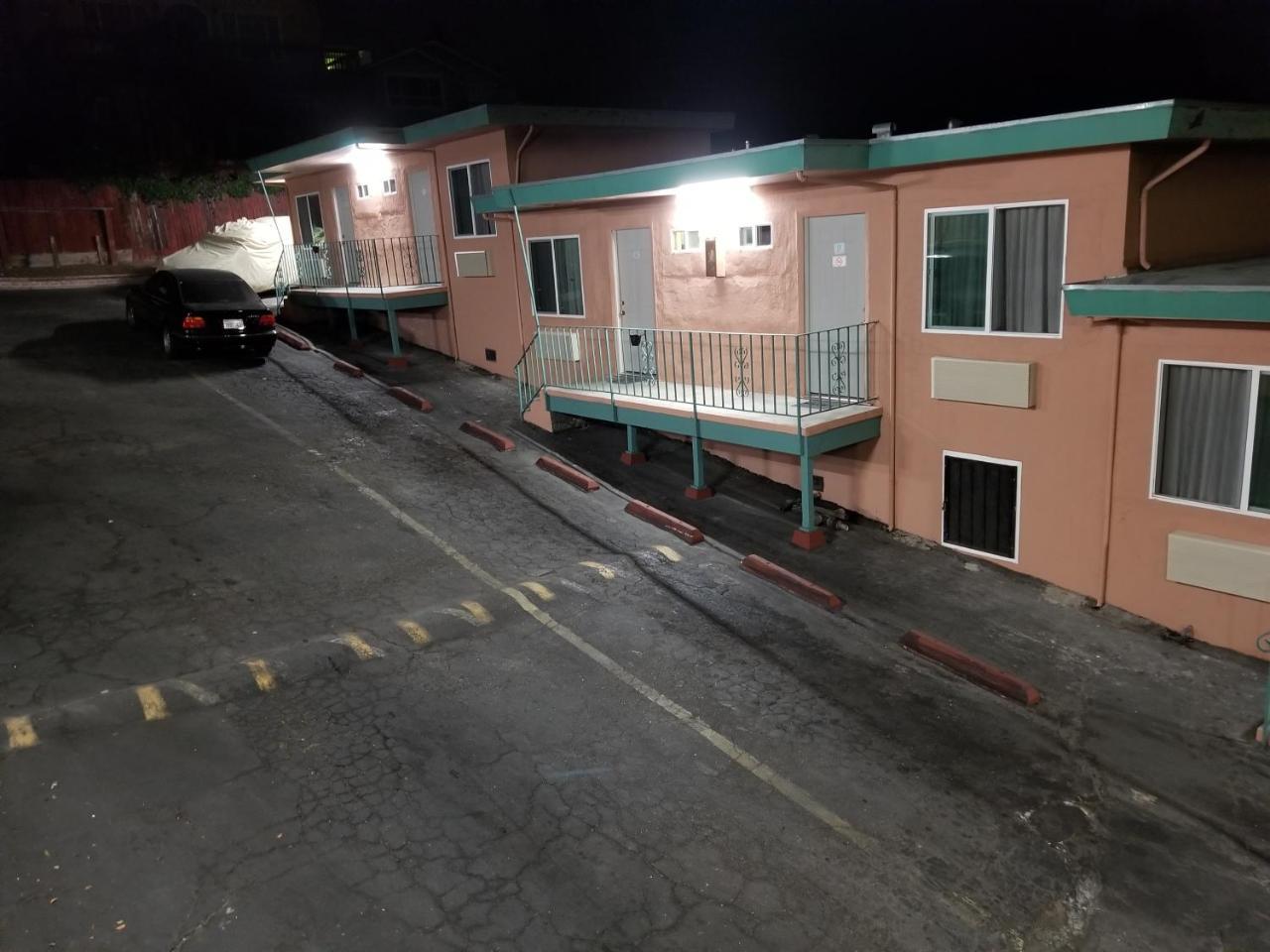 Travis Lodge Motel 16 奥克兰 外观 照片