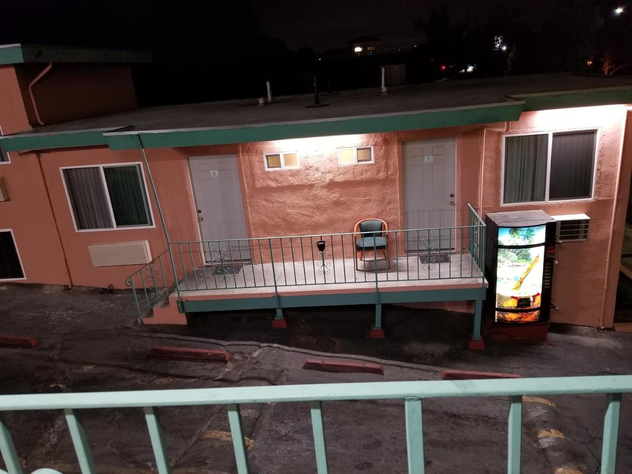 Travis Lodge Motel 16 奥克兰 外观 照片