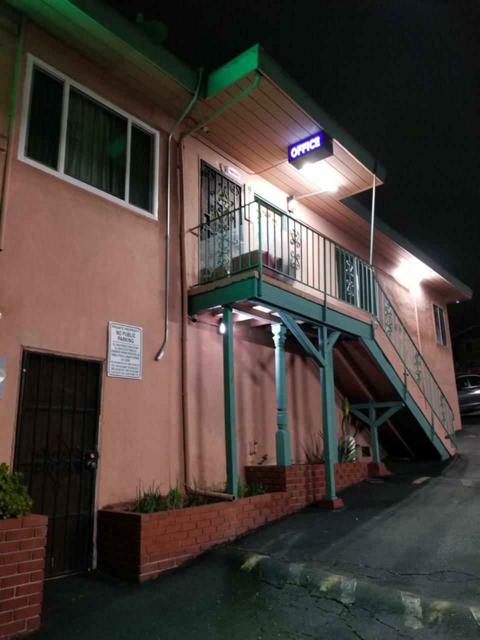 Travis Lodge Motel 16 奥克兰 外观 照片